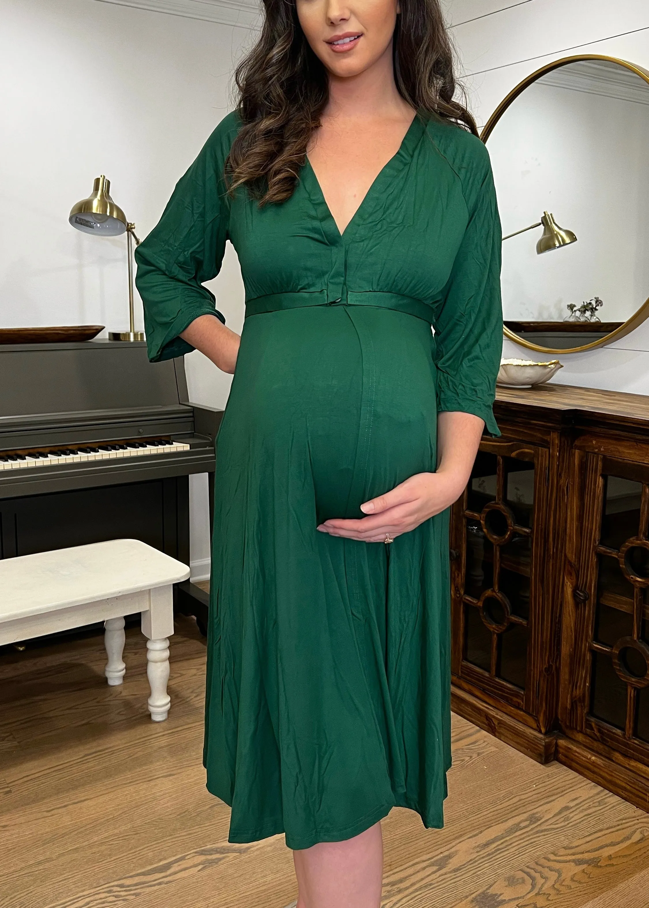 Amelia Labor & Postpartum Gown in Emerald