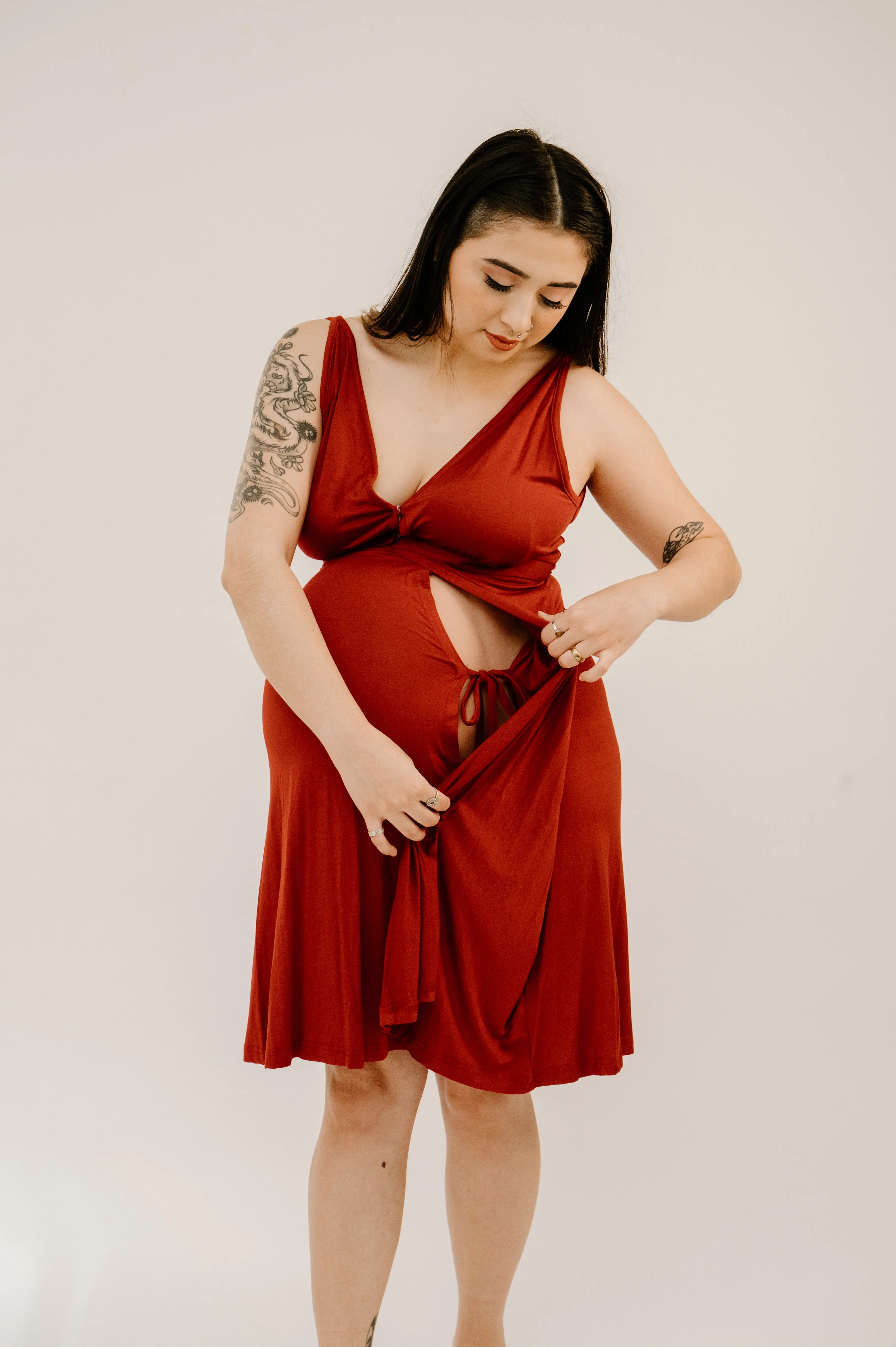 Juliet Labor & Postpartum Gown in Crimson