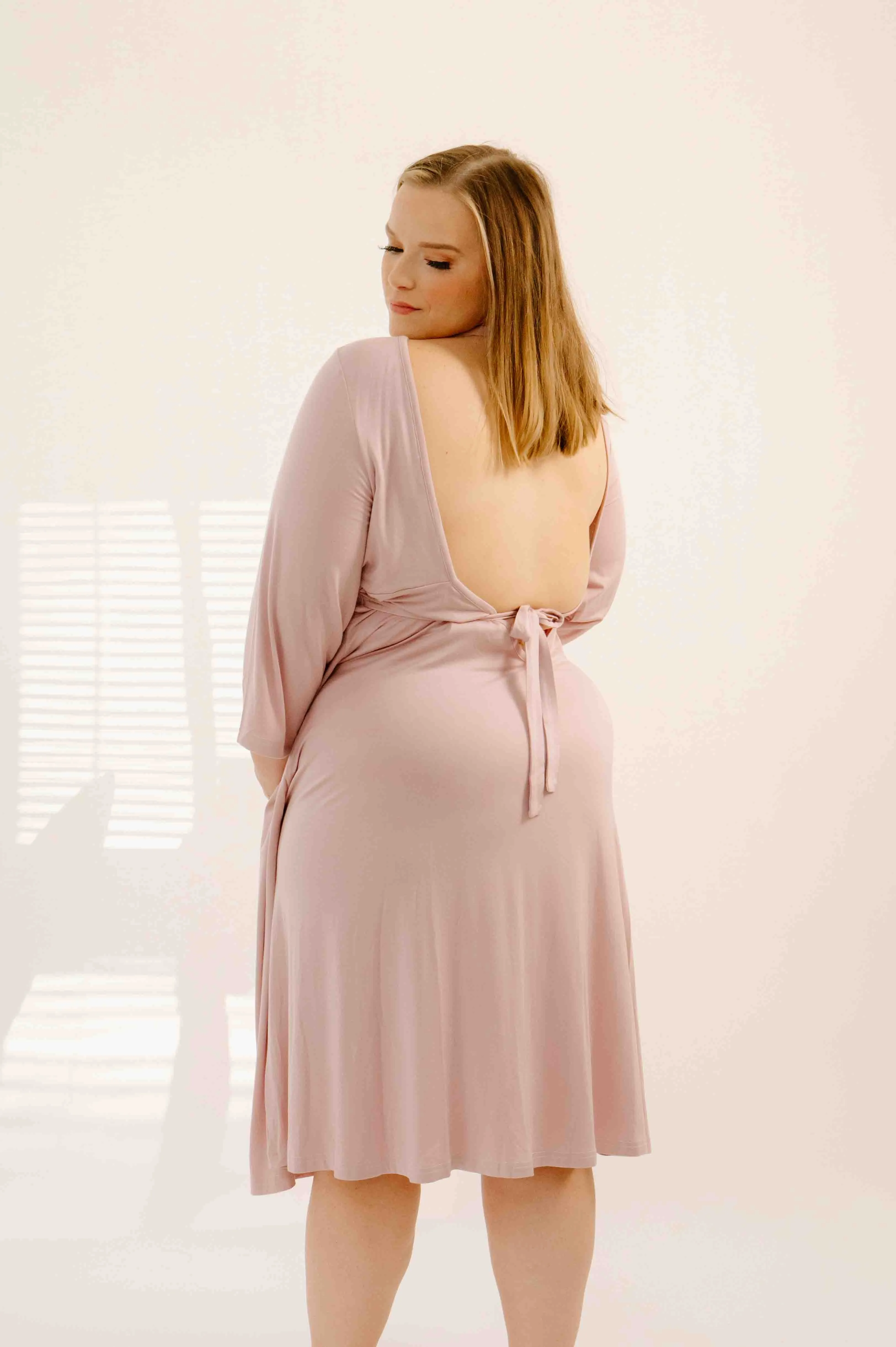 Lila Labor & Postpartum Gown in Mauve