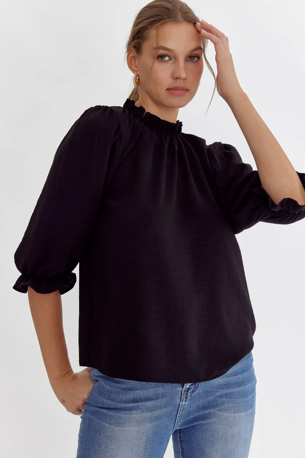 Simple and Sweet Detail Top