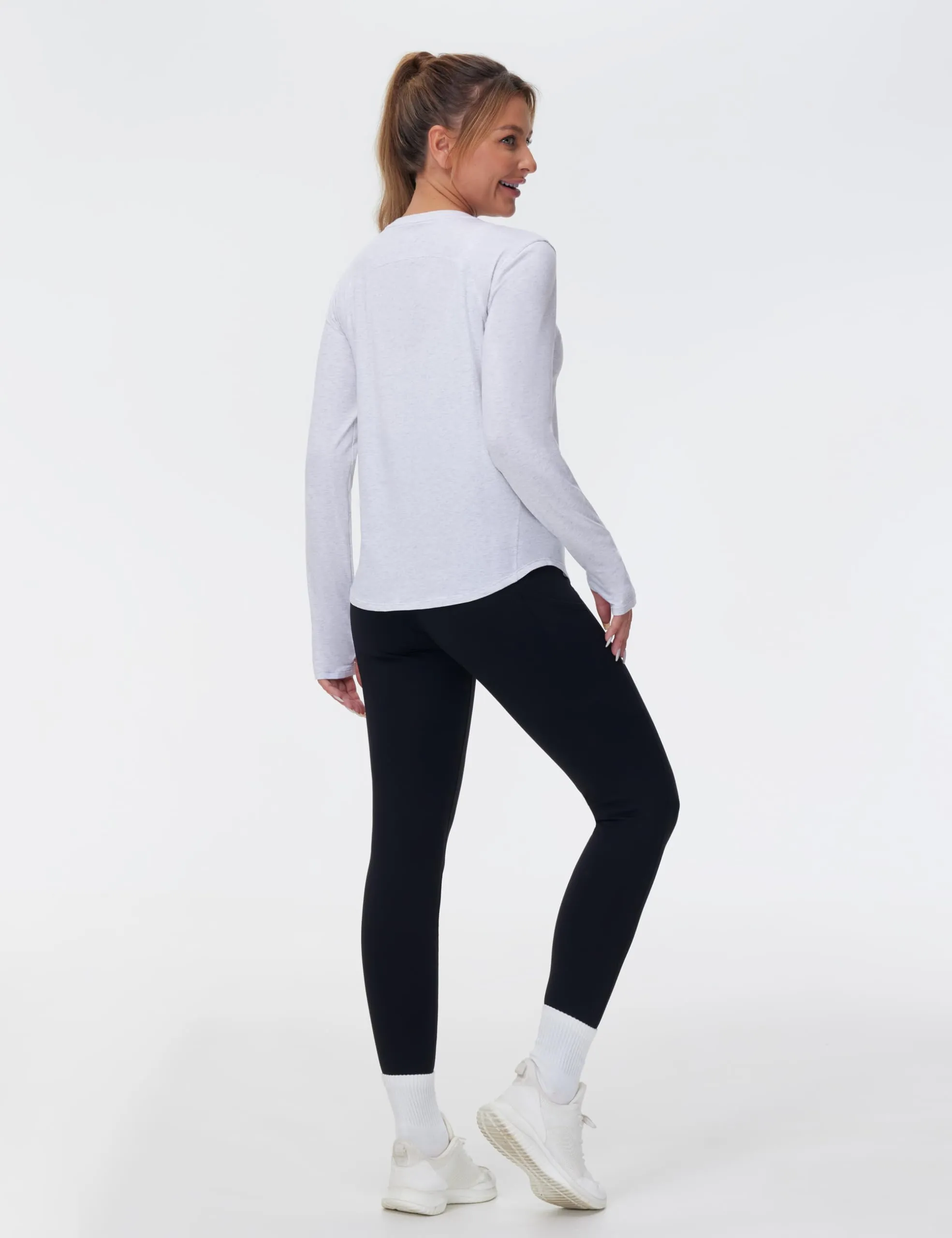 THE GYM PEOPLE Women's Long Sleeve Workout Shirts Athletic Crewneck Hiking Tops with Thumb Hole Heather White